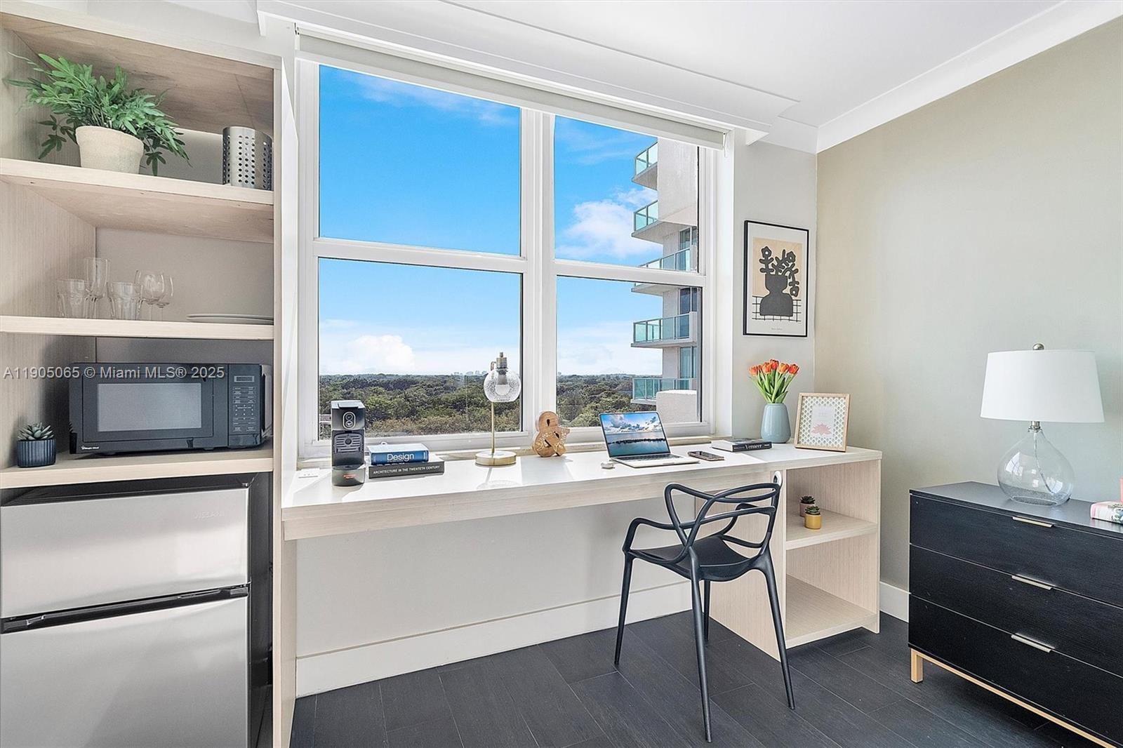 MUTINY PARK CONDO - Residential