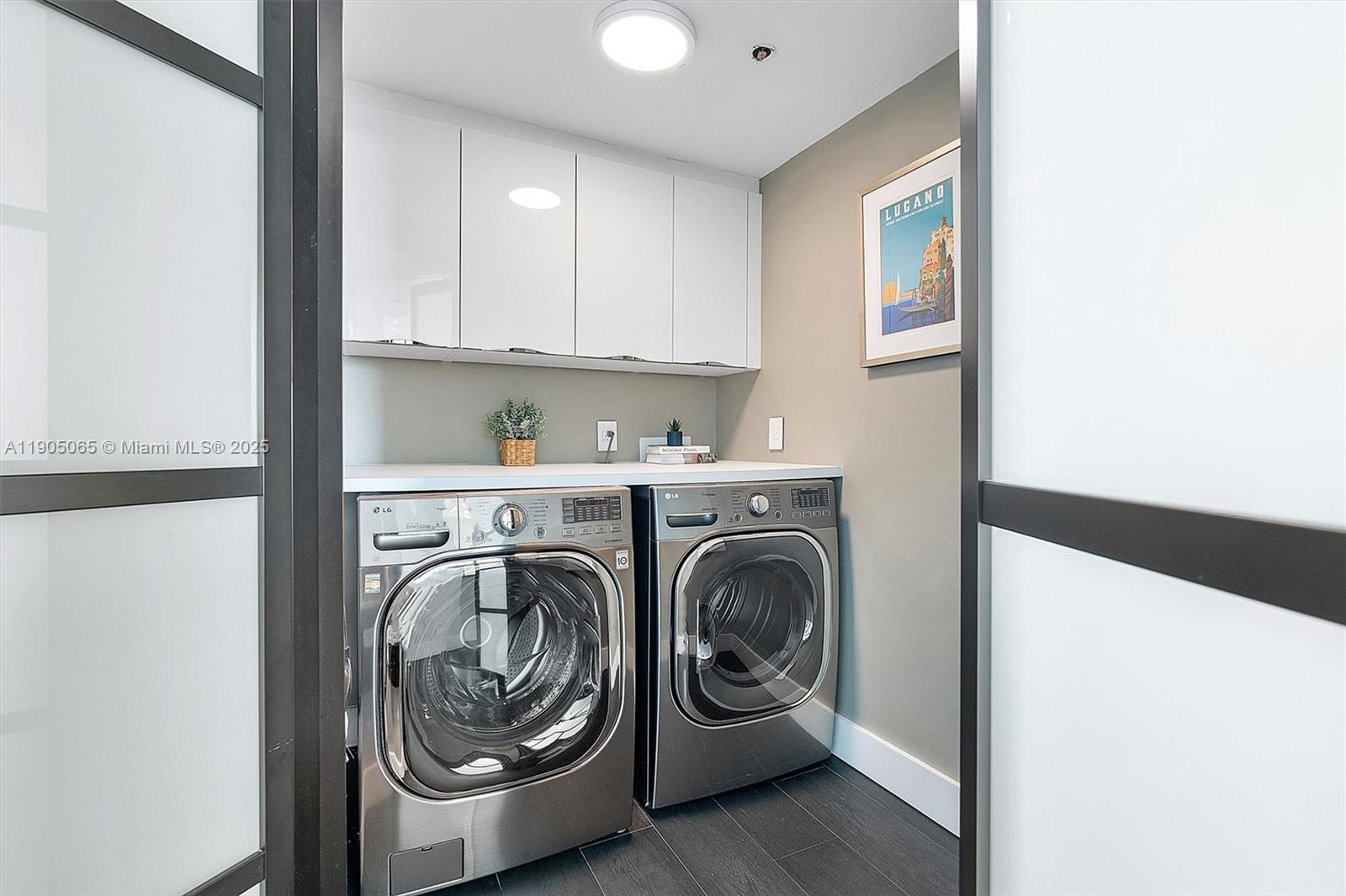 MUTINY PARK CONDO - Residential