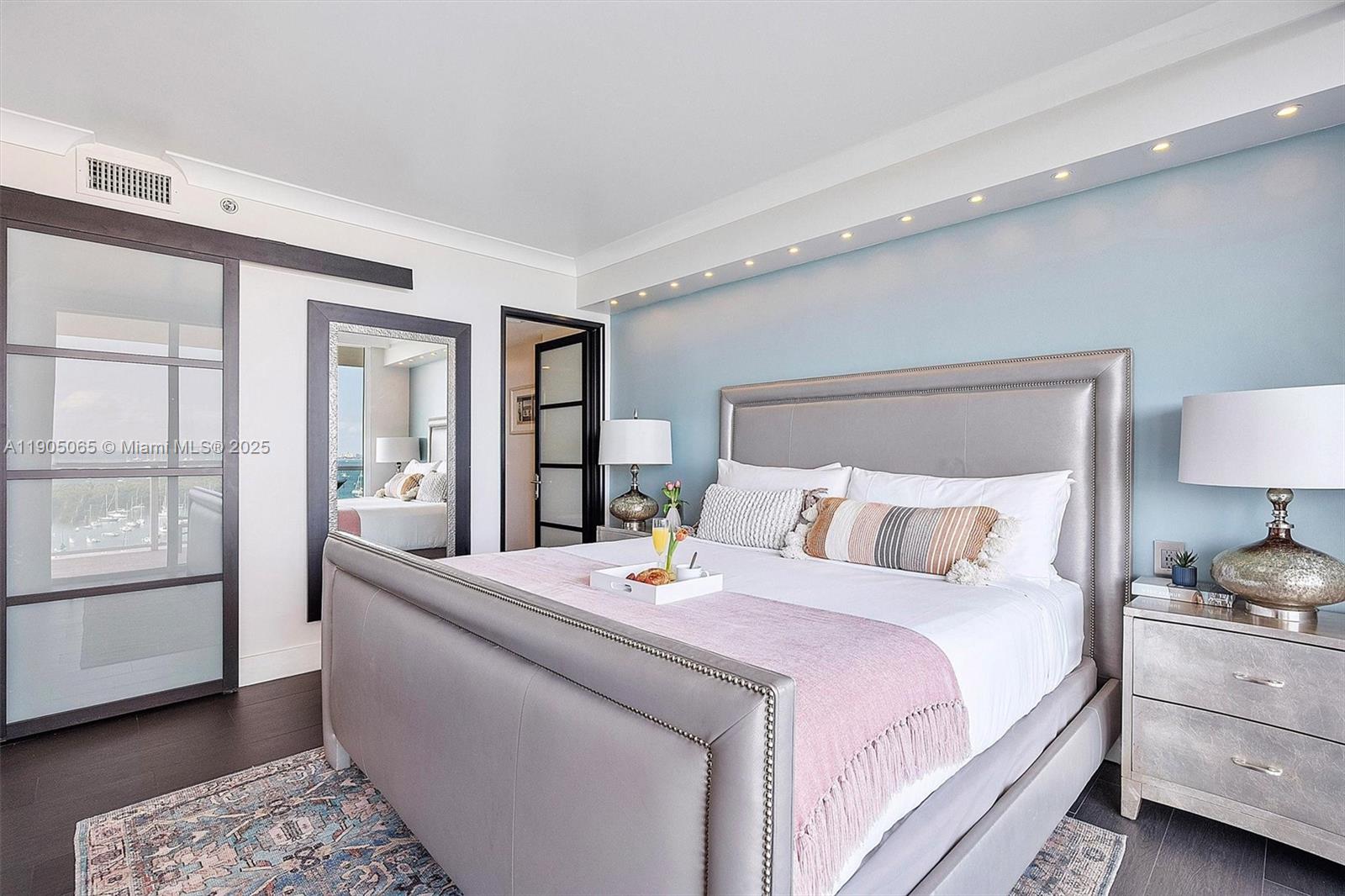 MUTINY PARK CONDO - Residential