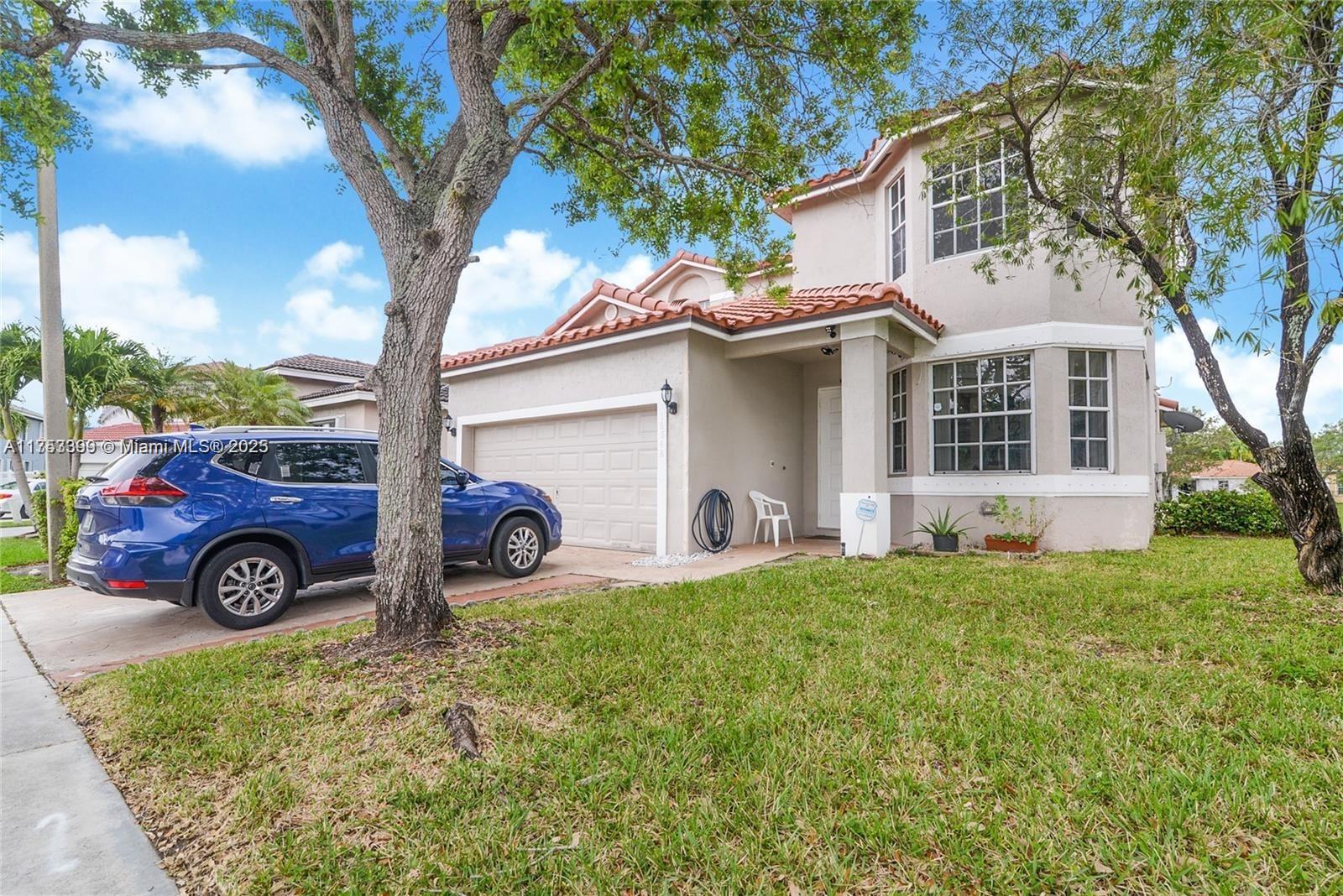 Property for Sale at 16548 Nw 17th St, Pembroke Pines, Miami-Dade County, Florida - Bedrooms: 4 
Bathrooms: 3  - $649,900