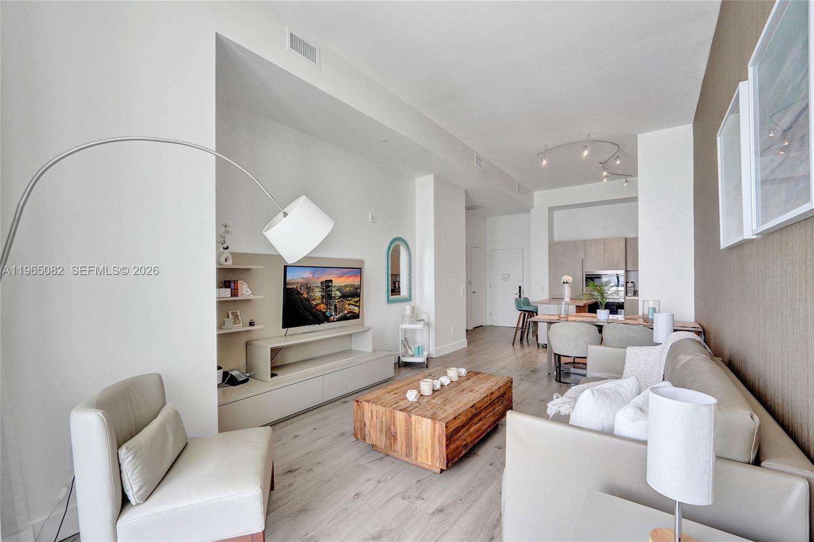 4111 SOUTH OCEAN DRIVE CO - Residential