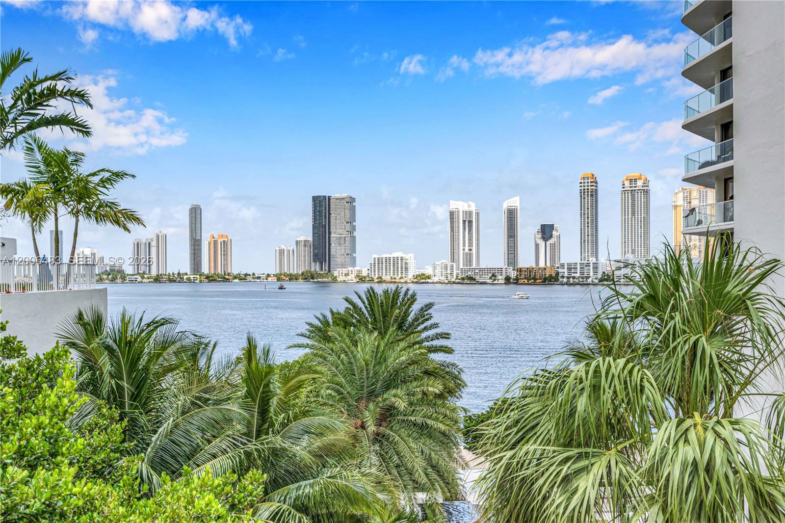 2800 ISL BLVD WILLIAMS IS - Residential