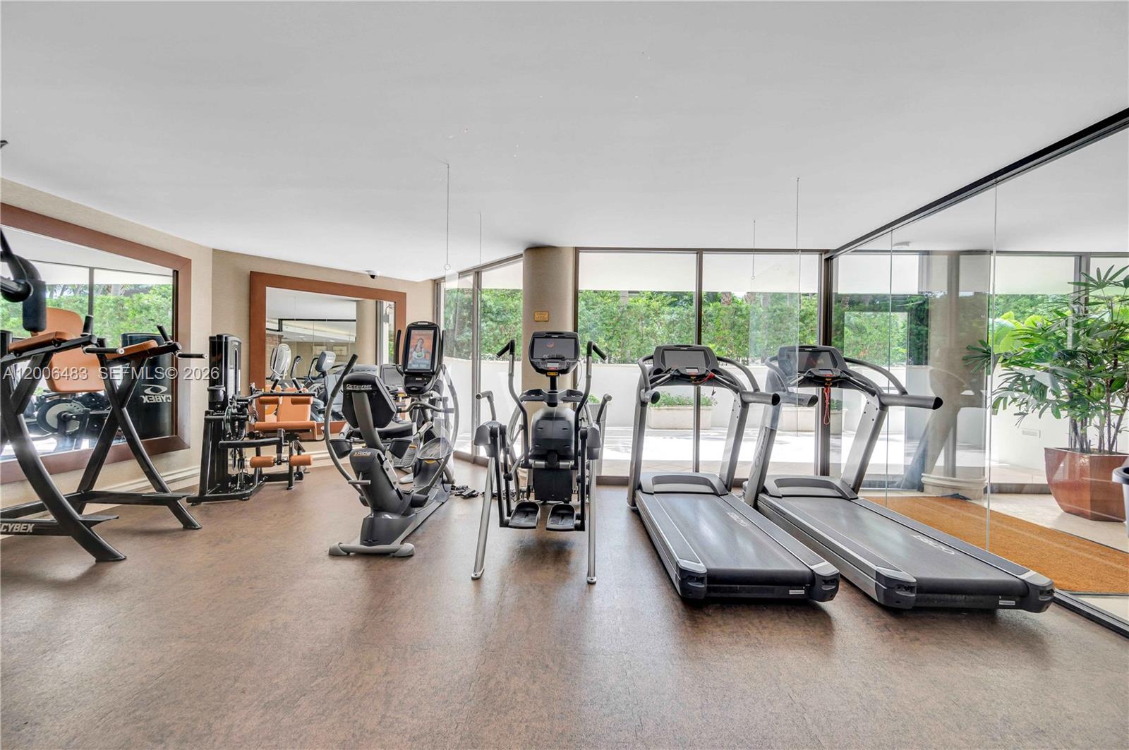 2800 ISL BLVD WILLIAMS IS - Residential