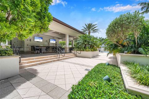 Tiny photo for 2800 Island Blvd #603, Aventura, FL 33160 (MLS # A12006483)