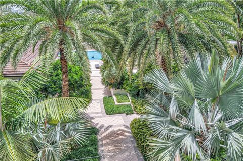 Tiny photo for 2800 Island Blvd #603, Aventura, FL 33160 (MLS # A12006483)