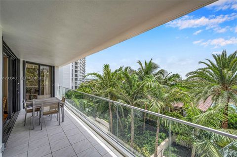 Tiny photo for 2800 Island Blvd #603, Aventura, FL 33160 (MLS # A12006483)