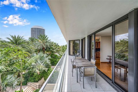 Tiny photo for 2800 Island Blvd #603, Aventura, FL 33160 (MLS # A12006483)