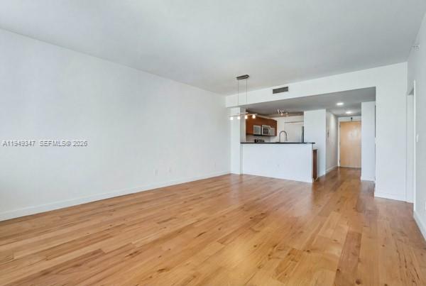 VIZCAYNE SOUTH CONDO - Residential