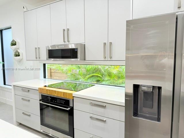 MODERN TOWN CONDO - Residential Lease