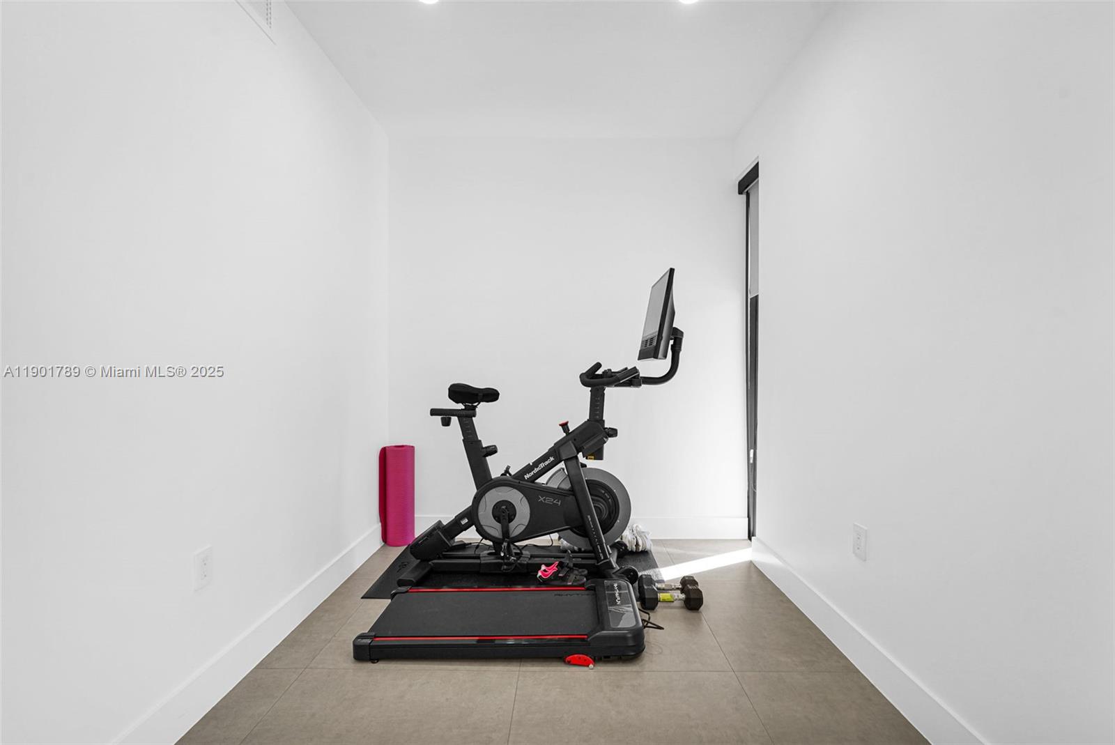 MODERN TOWN CONDO - Residential Lease