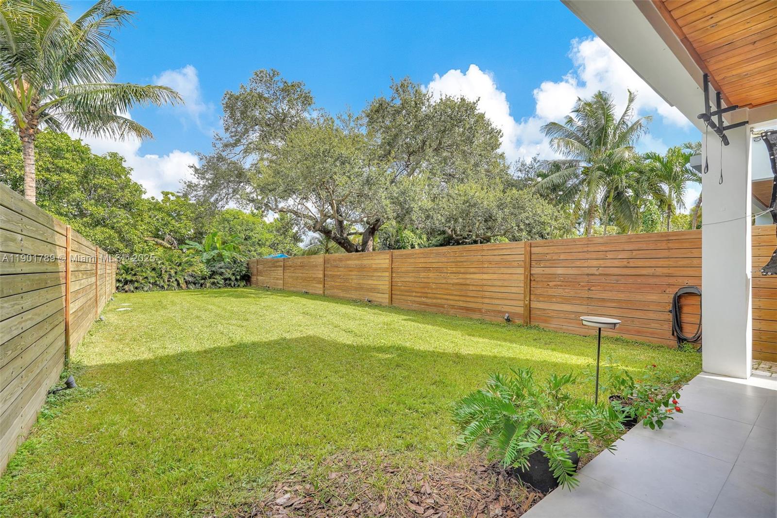 MODERN TOWN CONDO - Residential Lease