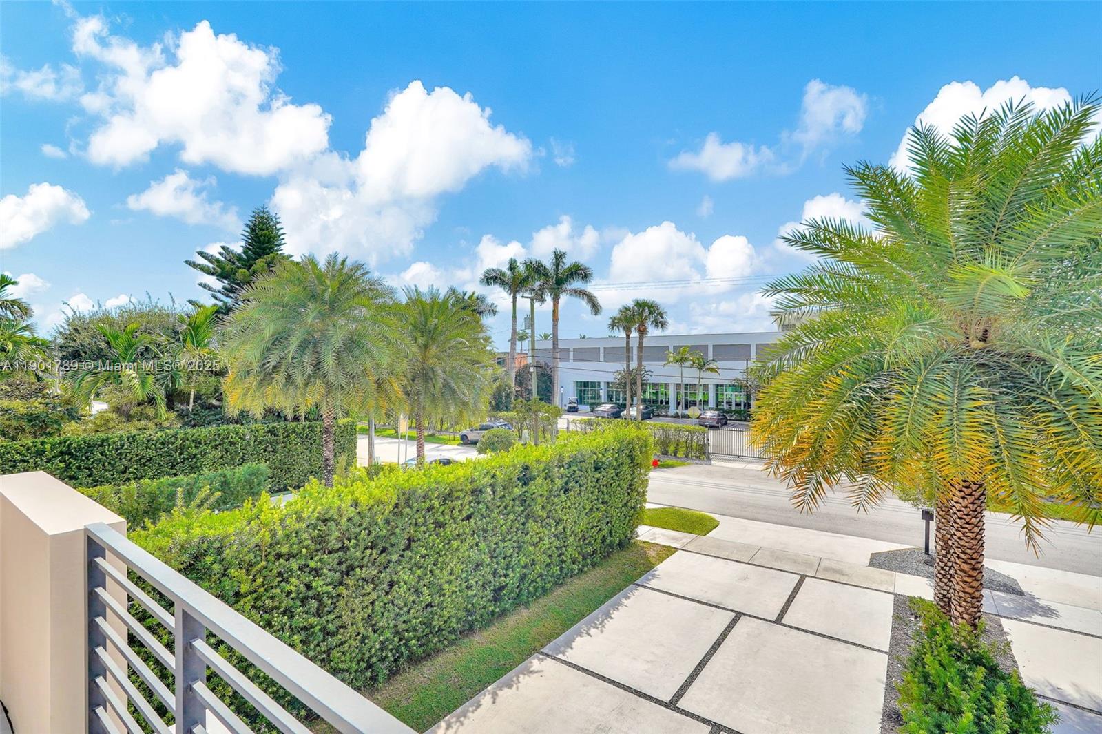 MODERN TOWN CONDO - Residential Lease