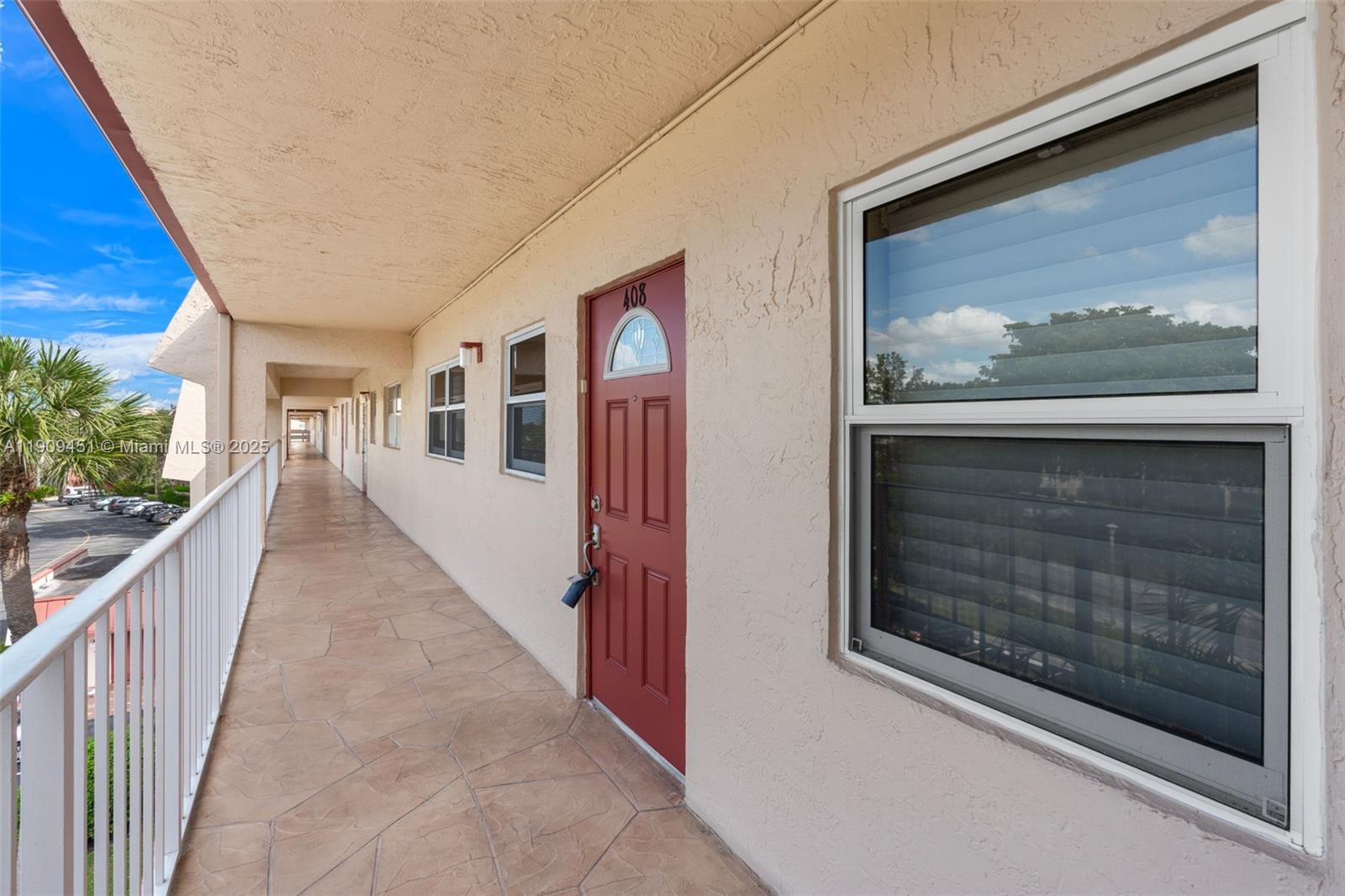 ORIOLE GOLF & TENNIS CLUB - Residential