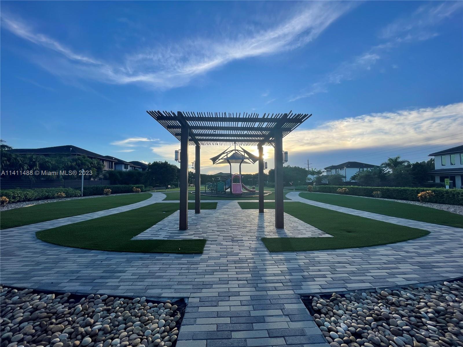 CRESTVIEW WEST - Residential Lease