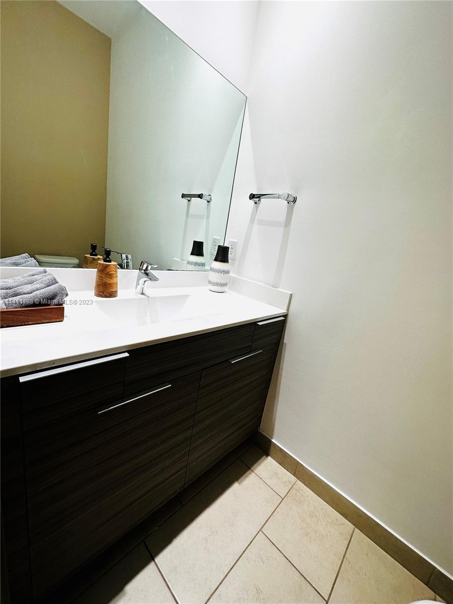 CRESTVIEW WEST - Residential Lease