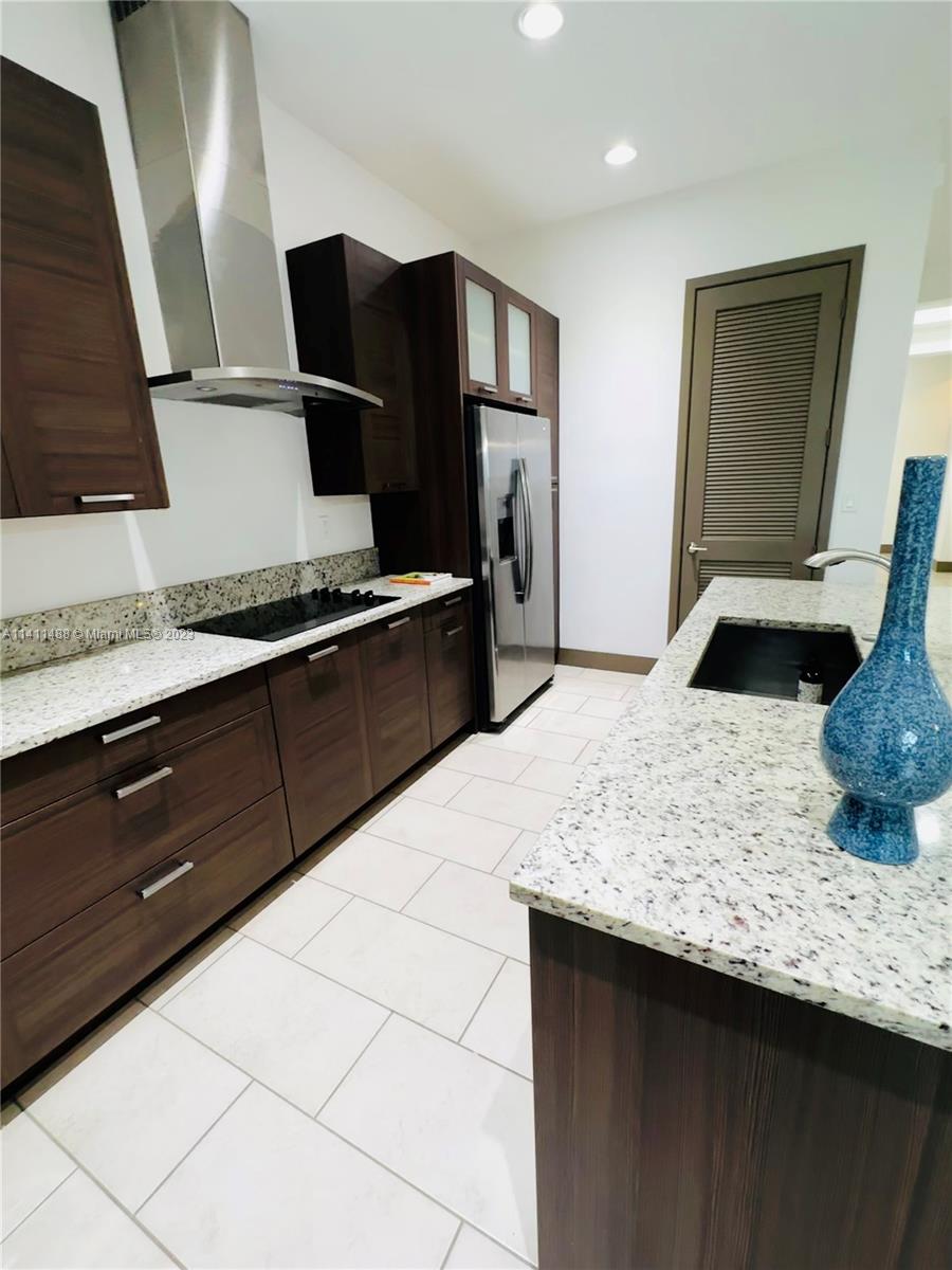 CRESTVIEW WEST - Residential Lease