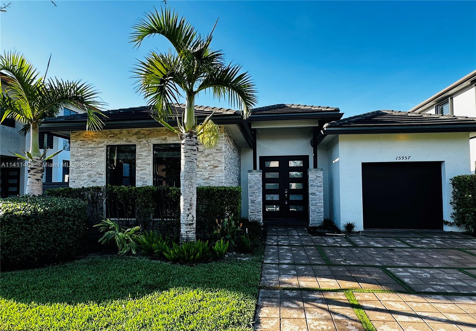 CRESTVIEW WEST - Residential Lease