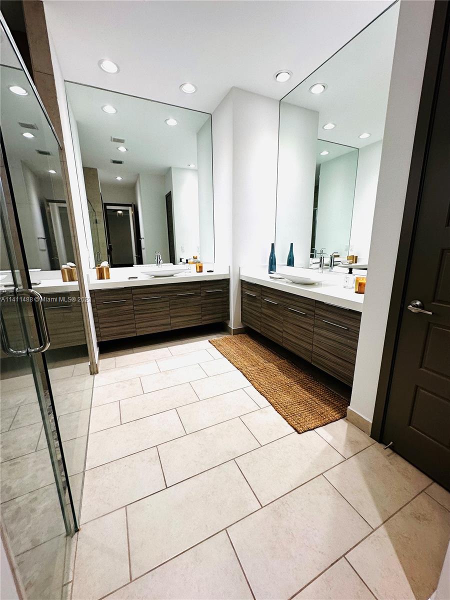 CRESTVIEW WEST - Residential Lease