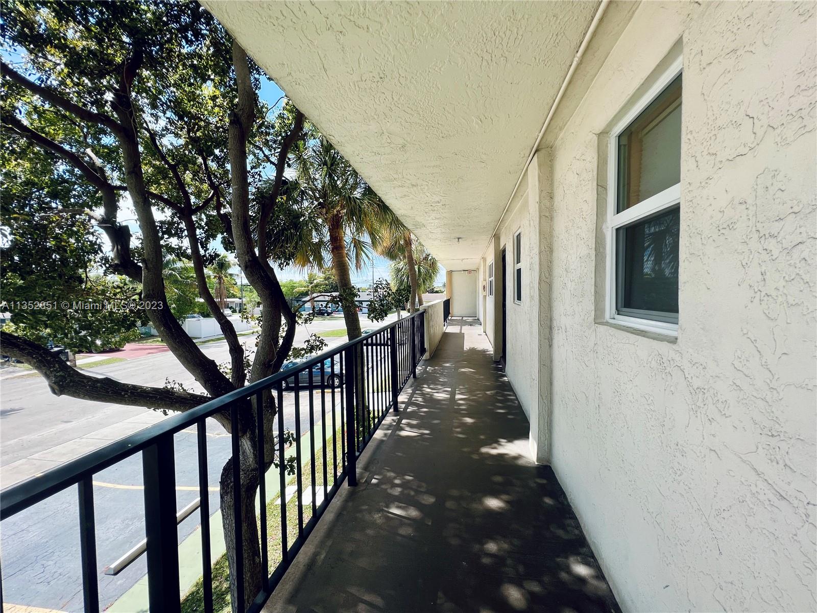 PARKSIDE TOWERS CONDO - Residential