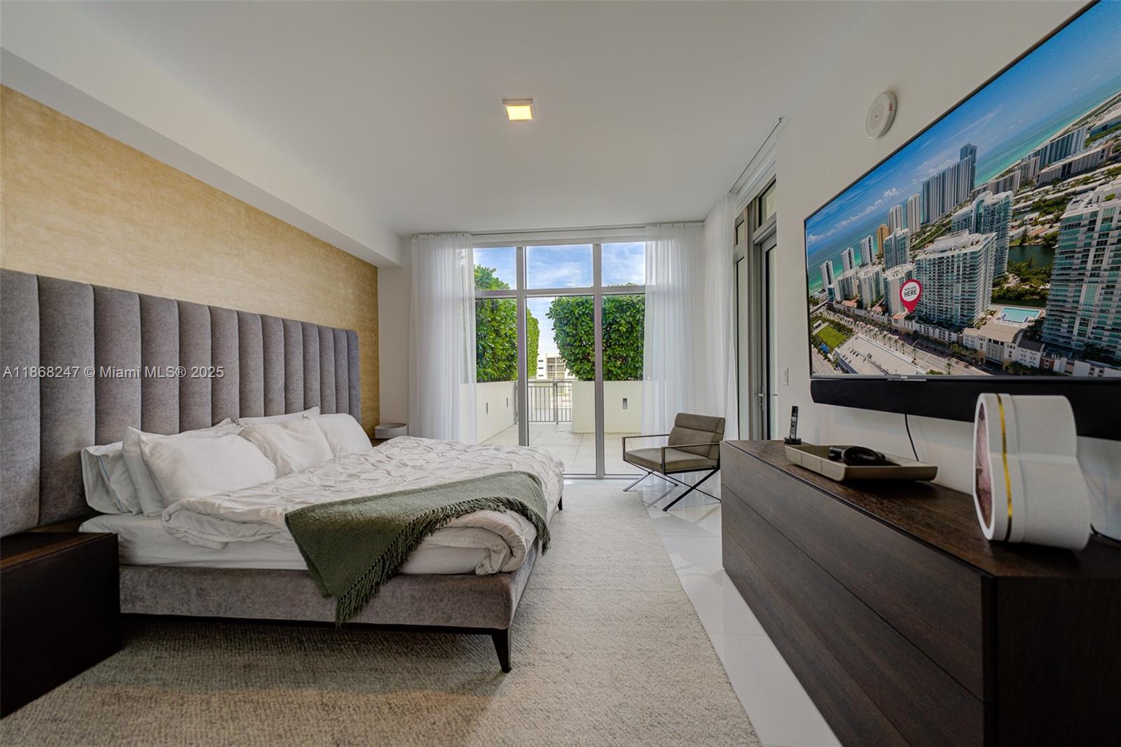 PARQUE TOWERS CONDO - Residential