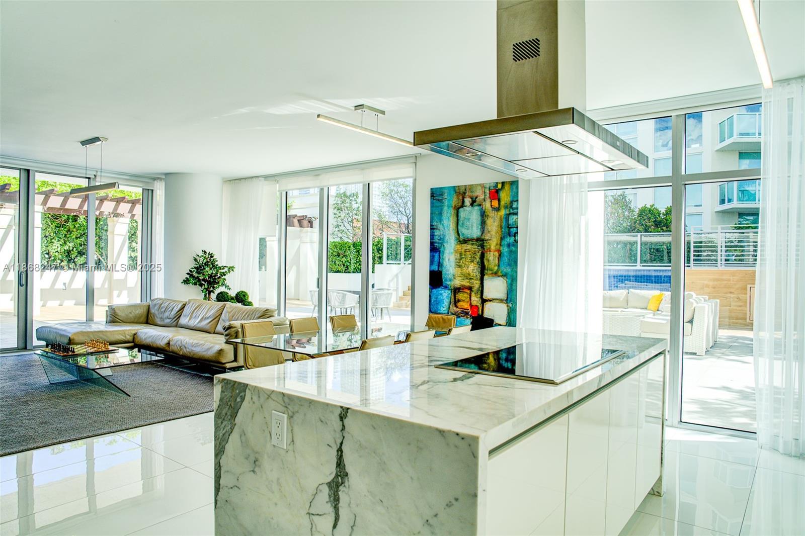 PARQUE TOWERS CONDO - Residential