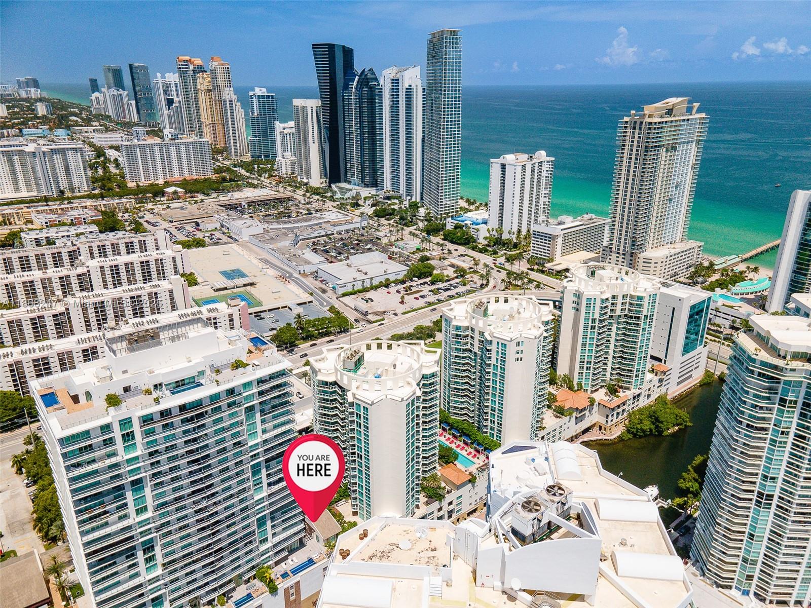 PARQUE TOWERS CONDO - Residential