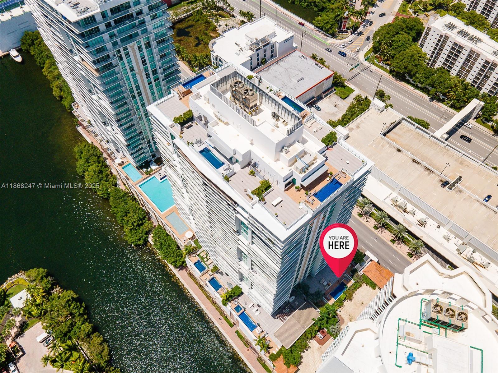 PARQUE TOWERS CONDO - Residential