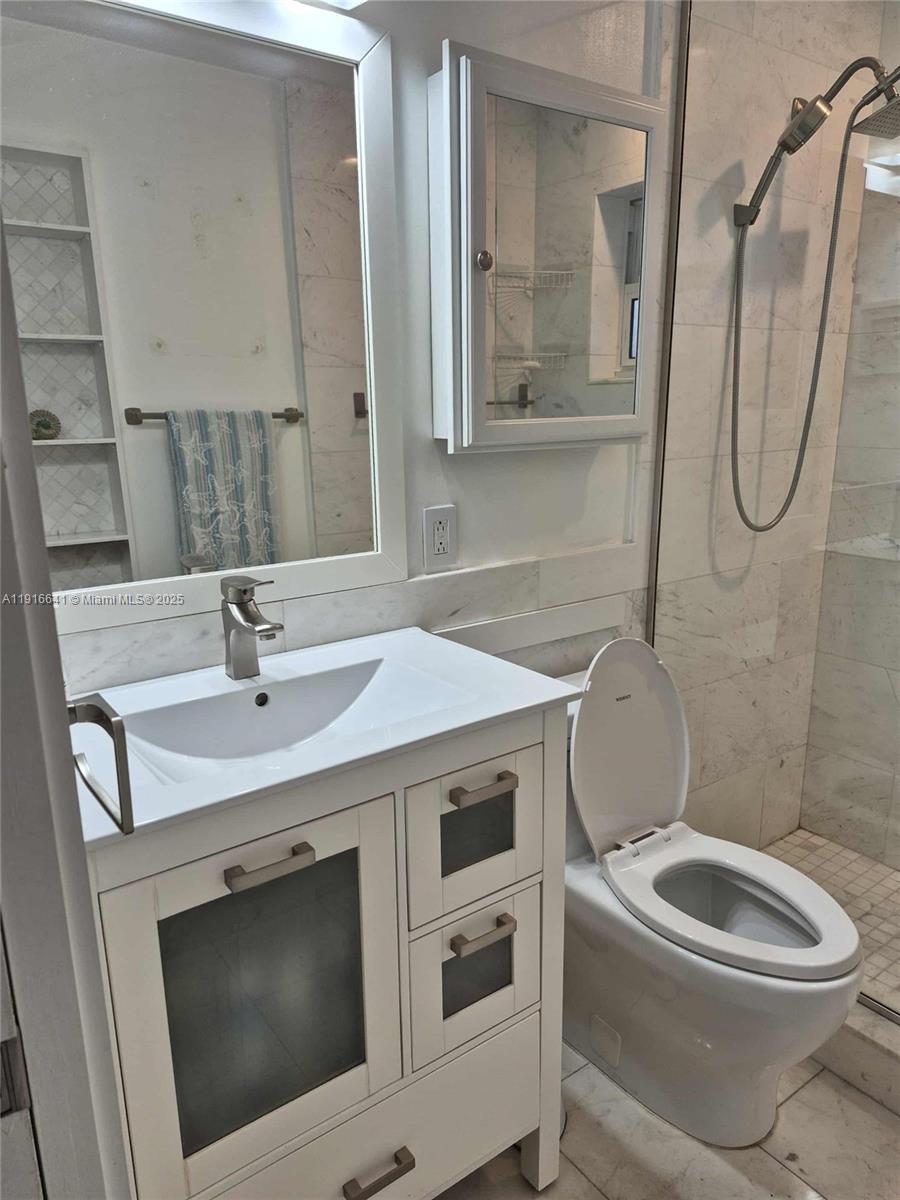 MAINLANDS OF TAMARAC LAKE - Residential