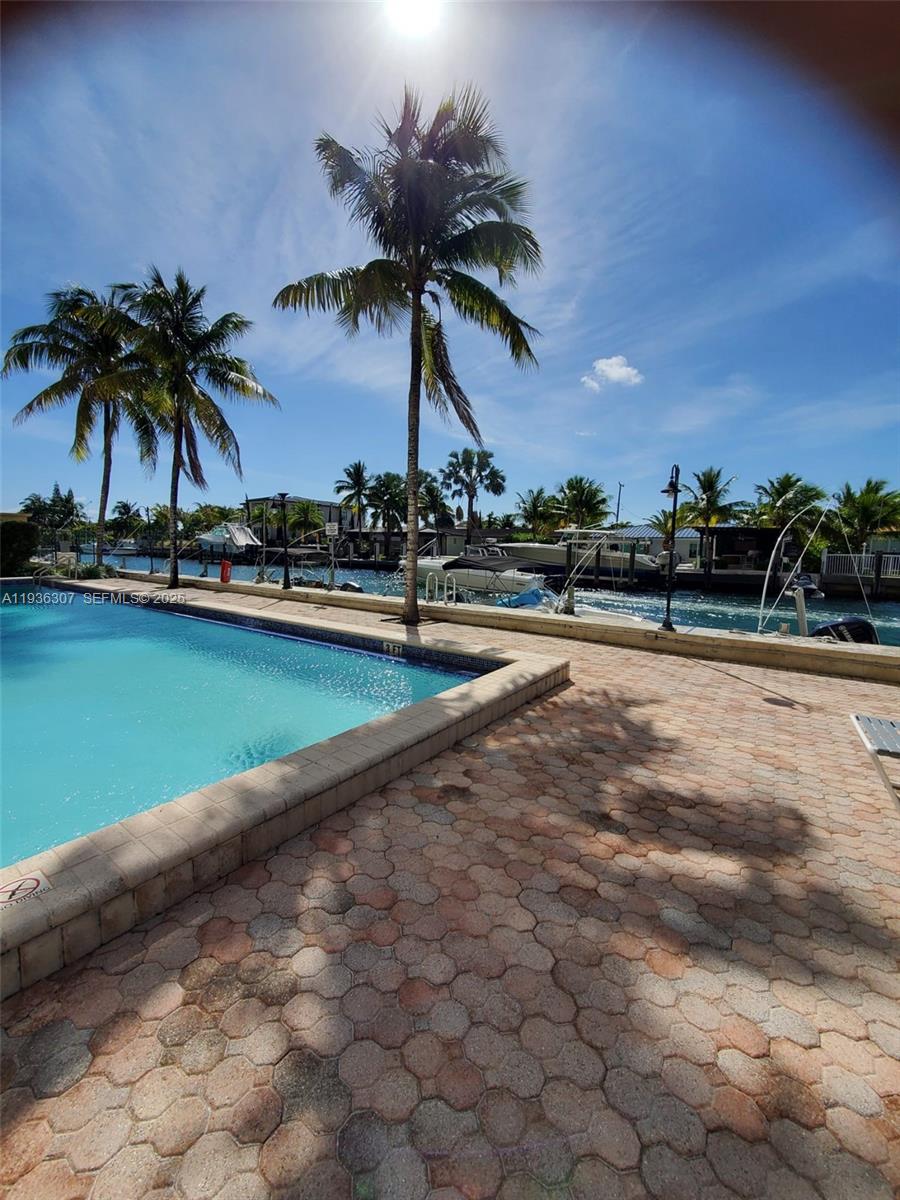 VECINO DEL MAR CONDO - Residential