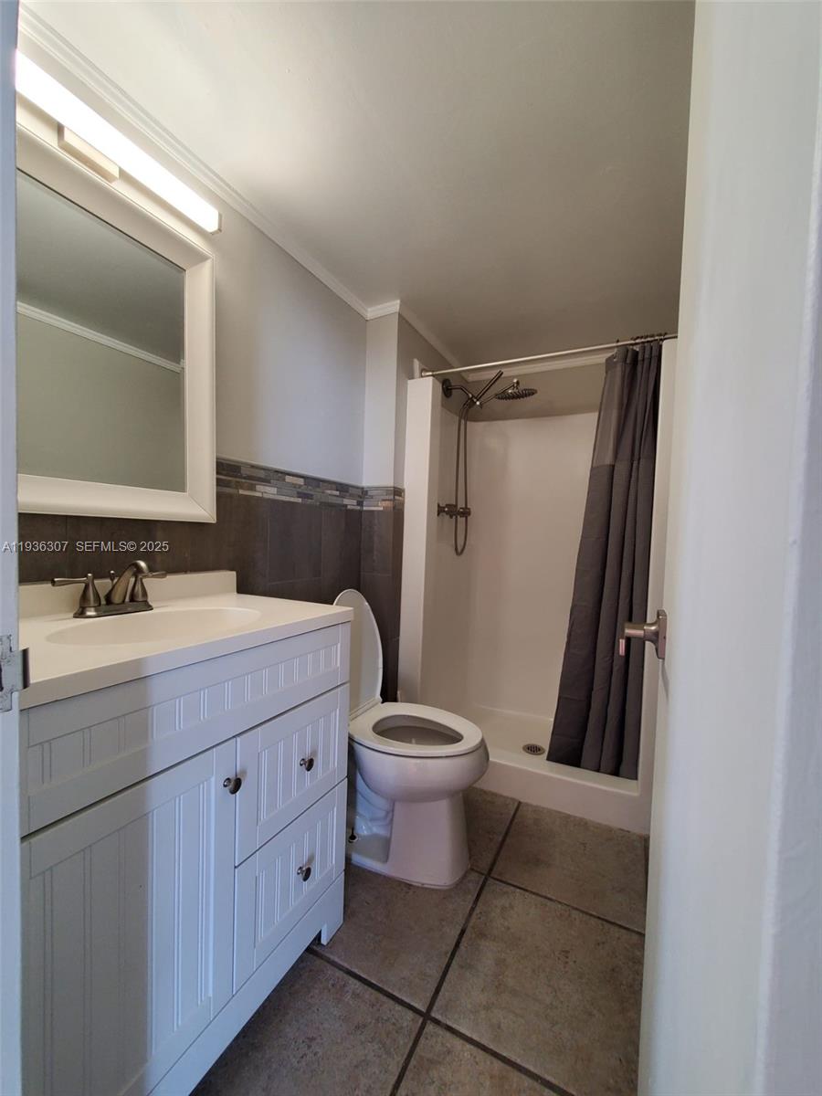 VECINO DEL MAR CONDO - Residential