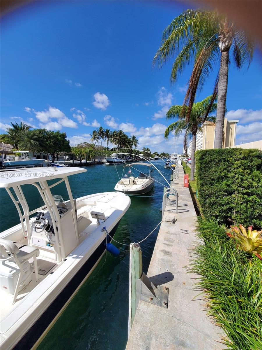 VECINO DEL MAR CONDO - Residential