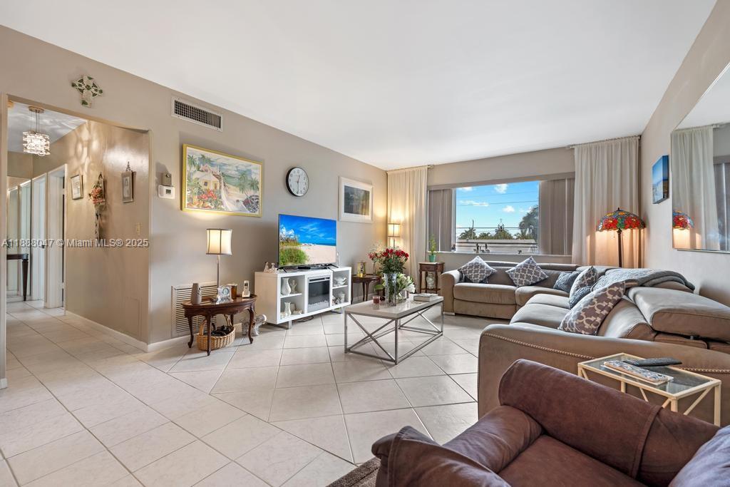 VIRGINIAN APARTMENTS - Residential