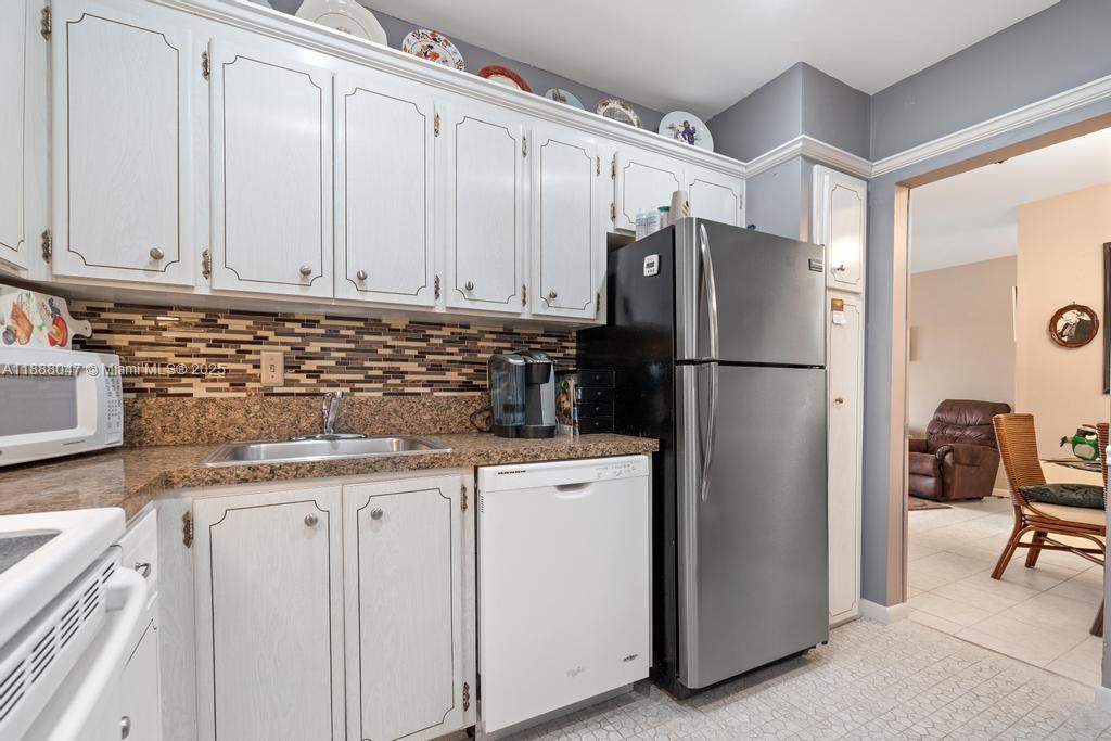 VIRGINIAN APARTMENTS - Residential