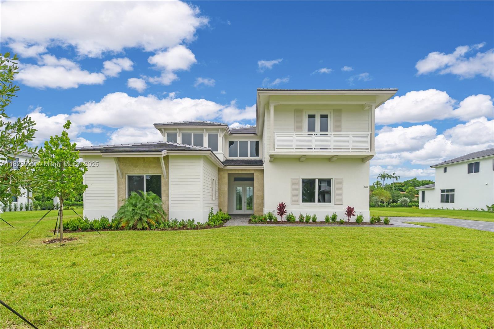 2210 SW 122nd Ter