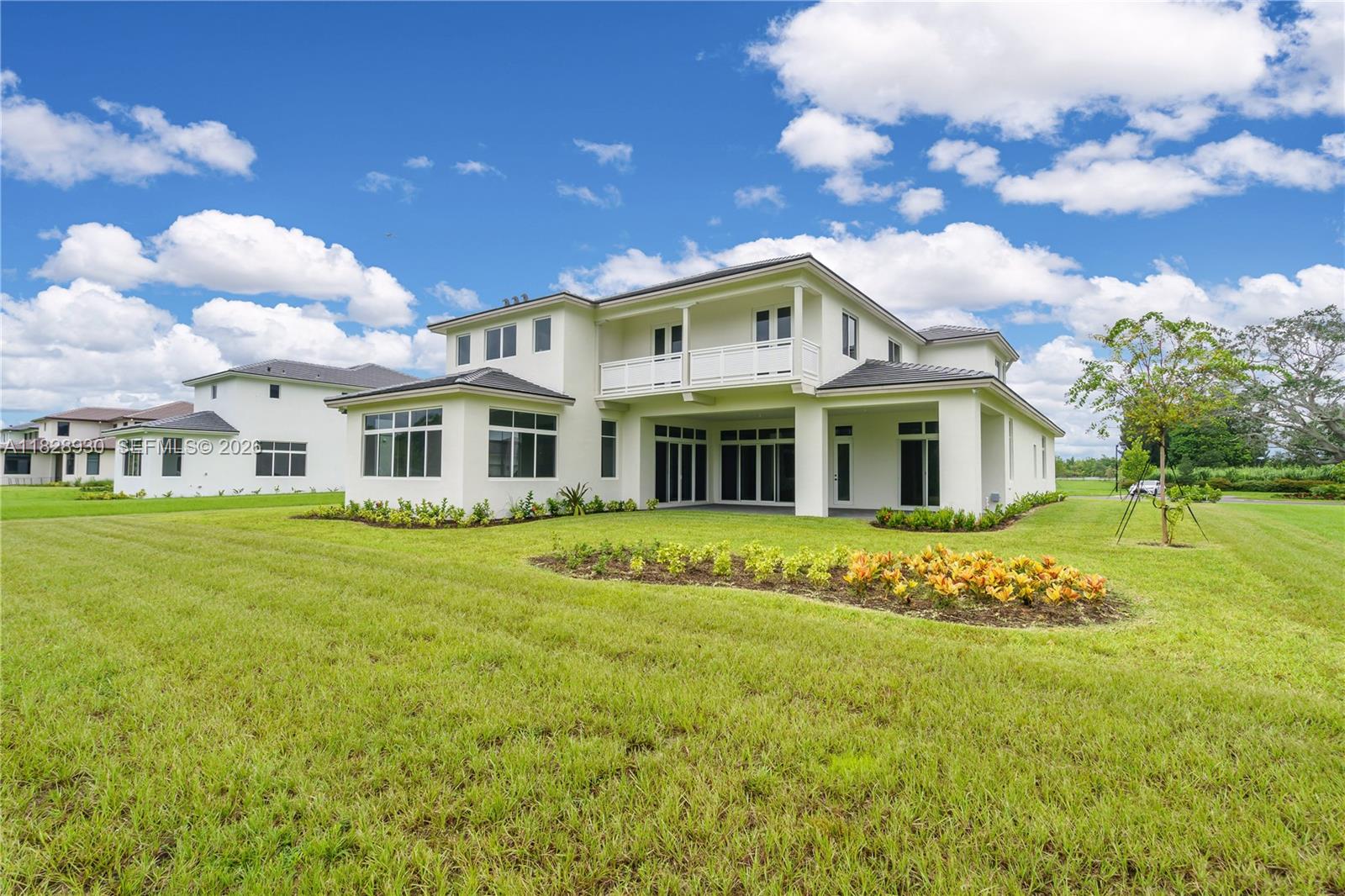 BRISTOL RESERVE - Residential
