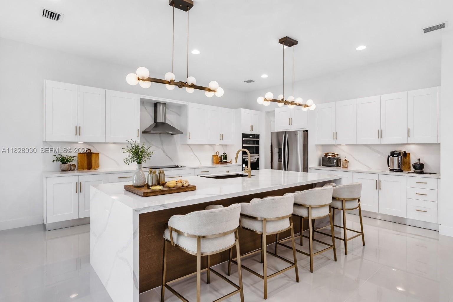 BRISTOL RESERVE - Residential