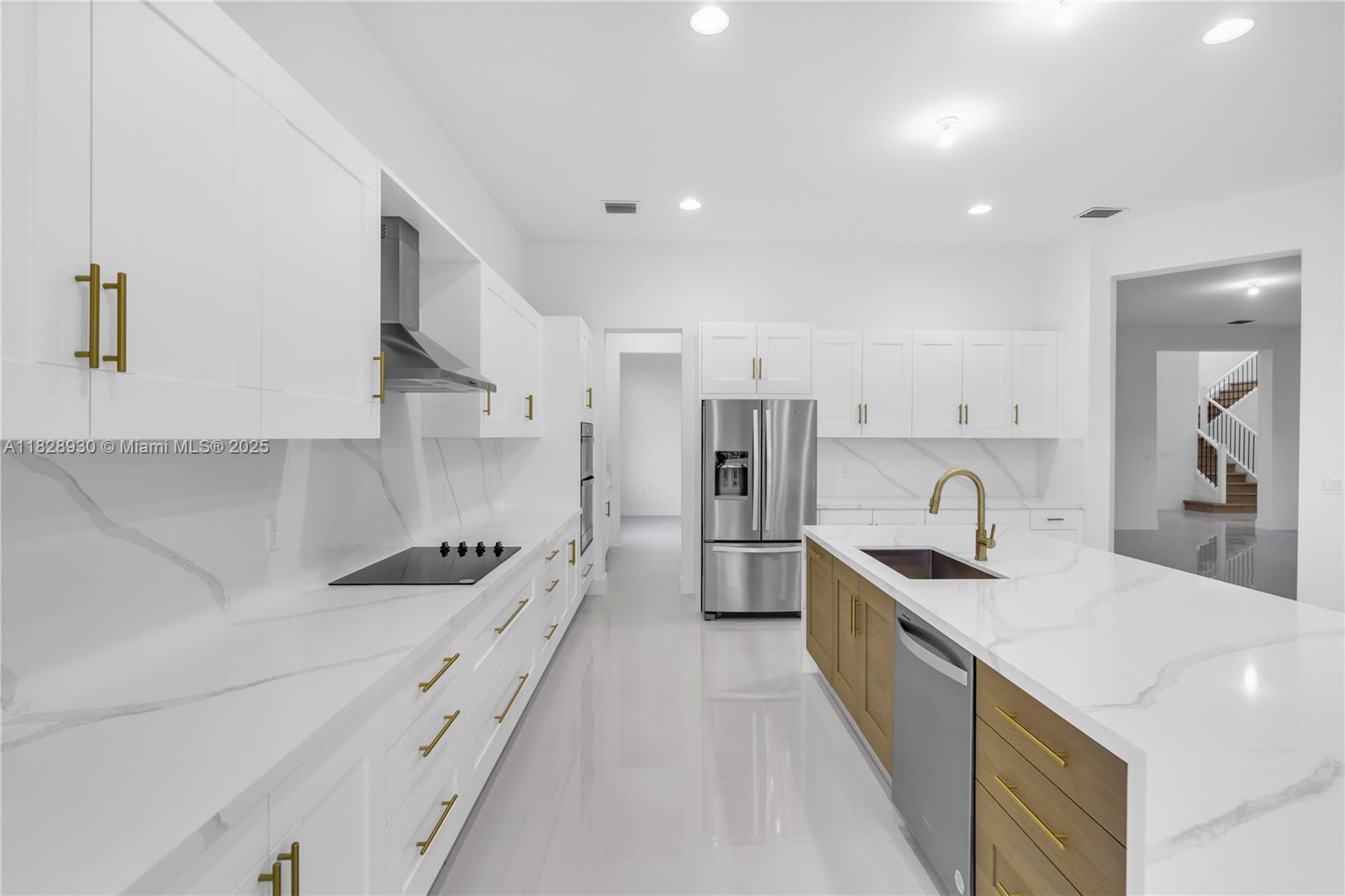 BRISTOL RESERVE - Residential