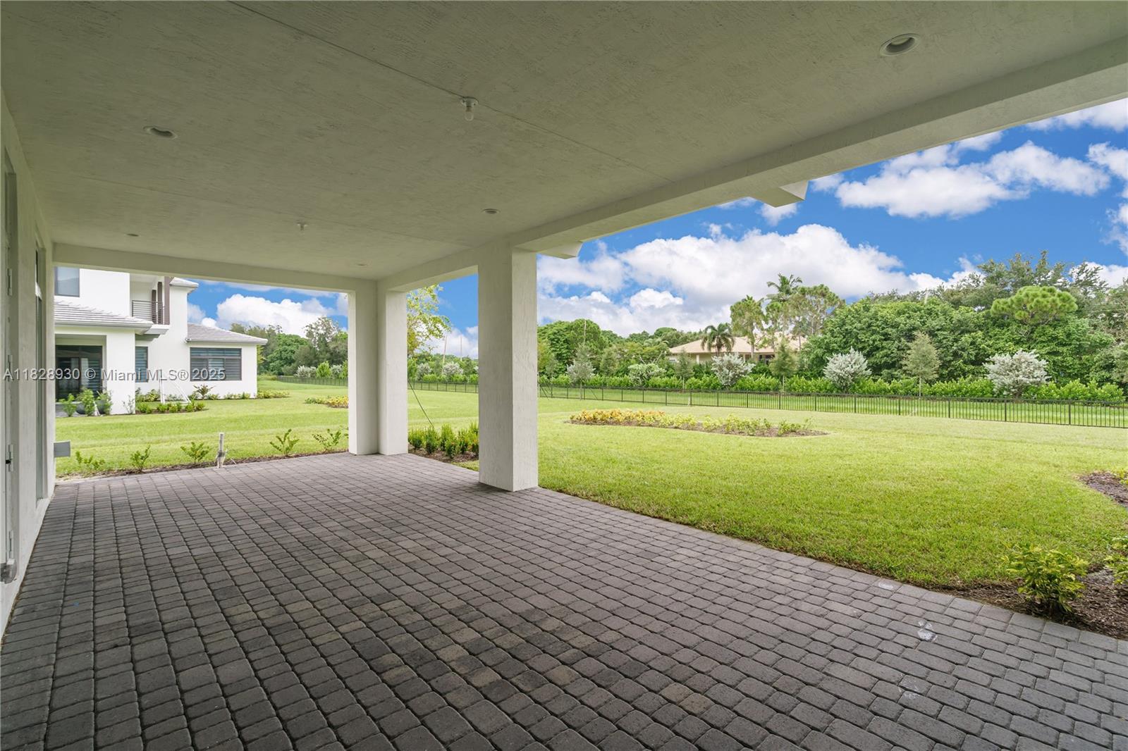 BRISTOL RESERVE - Residential