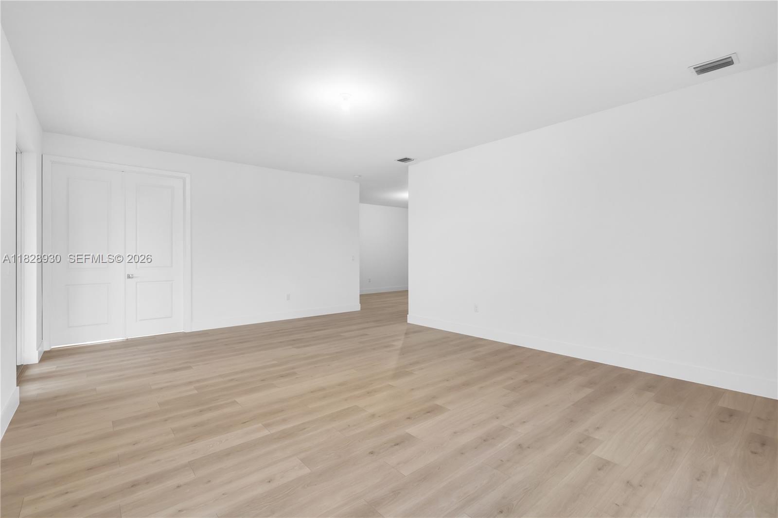 BRISTOL RESERVE - Residential