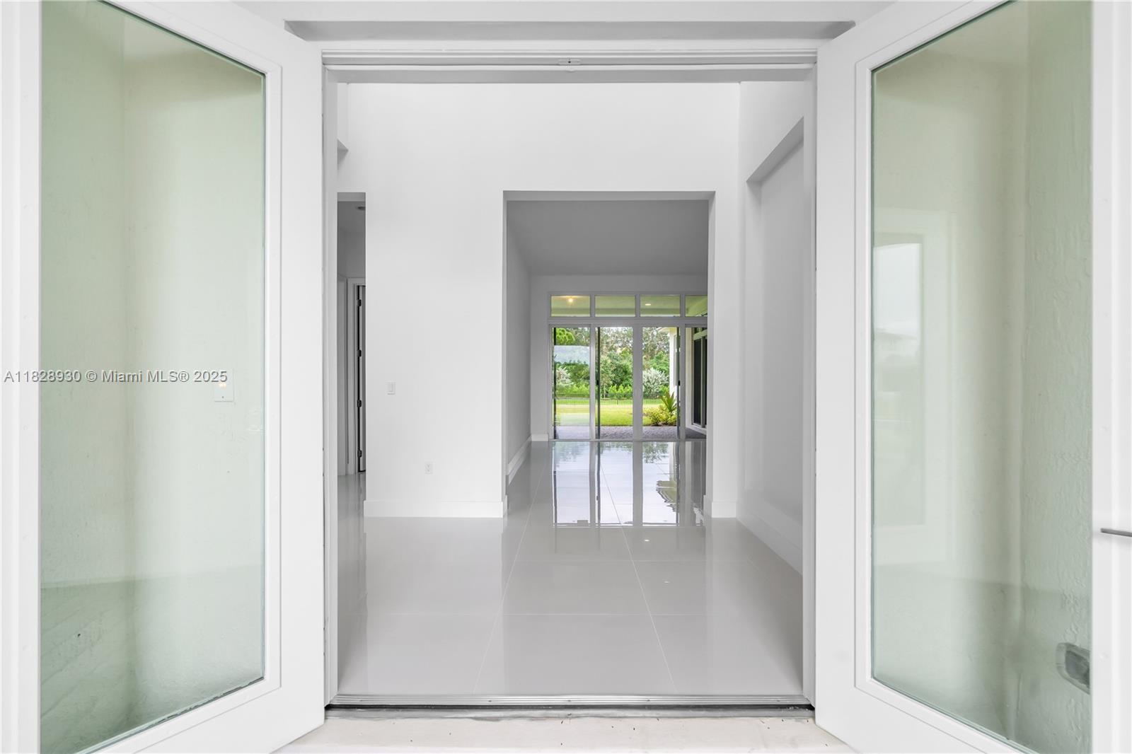 BRISTOL RESERVE - Residential