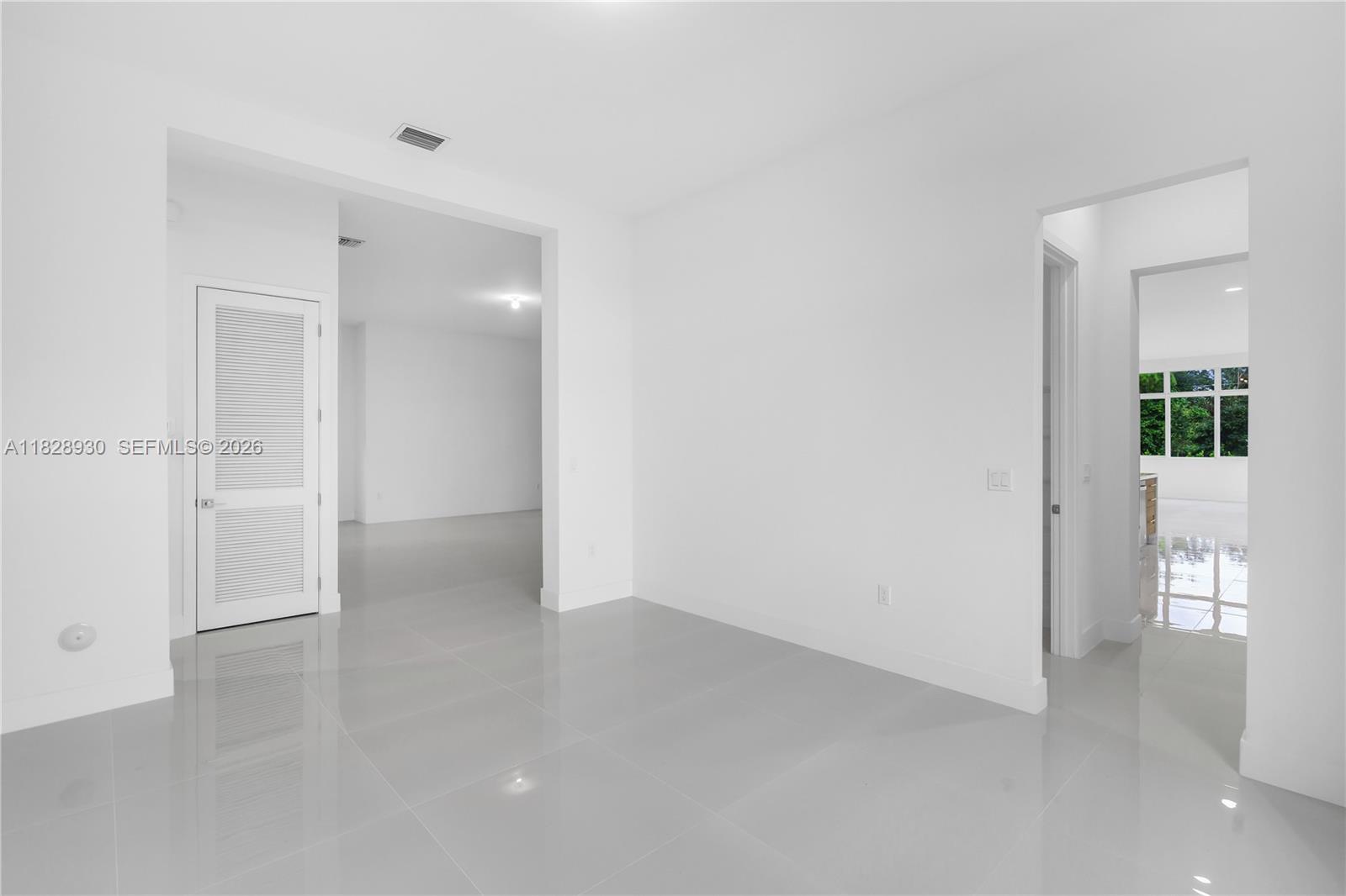 BRISTOL RESERVE - Residential