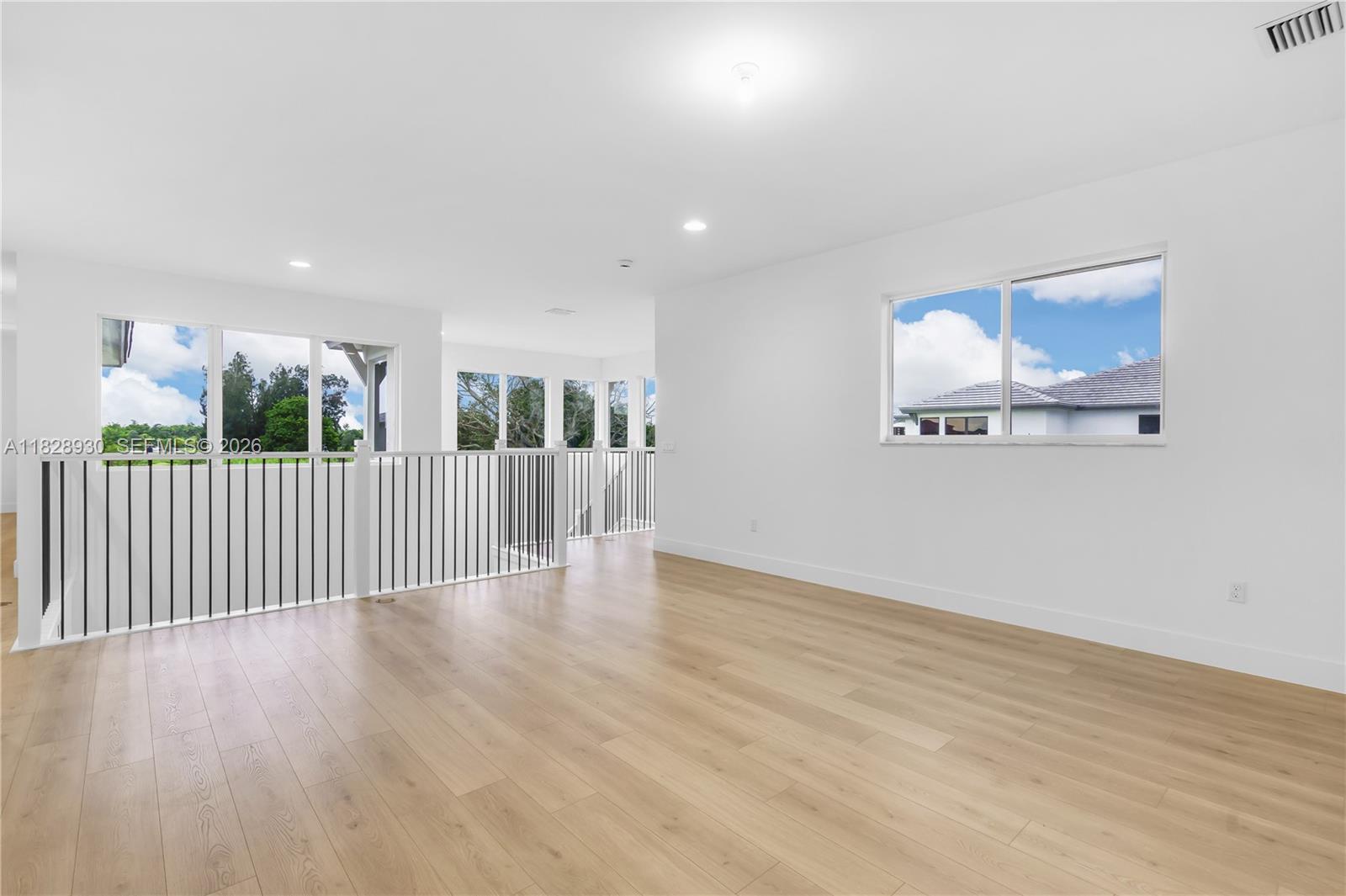 BRISTOL RESERVE - Residential