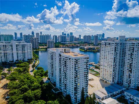 Photo of 2780 NE 183rd St #1007, Aventura, FL 33160 (MLS # A12017337)