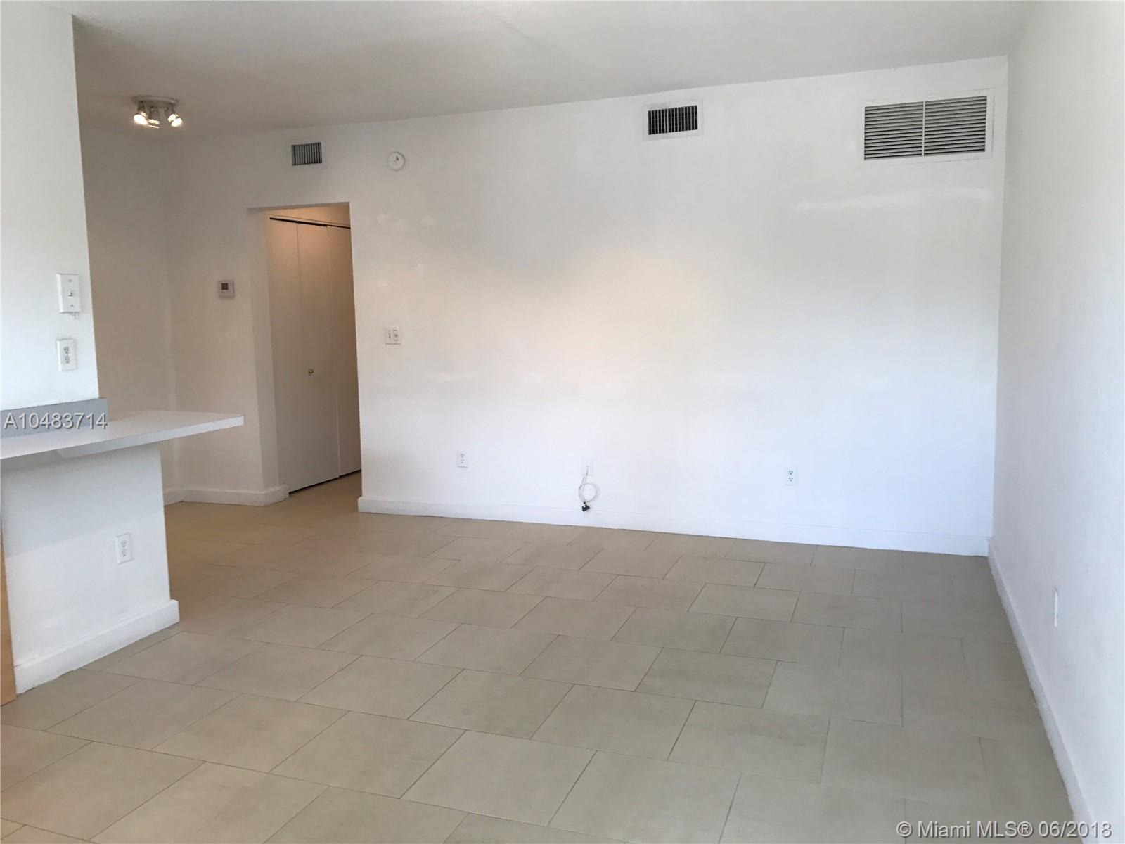 RUE VERSAILLES CONDO - Residential Lease
