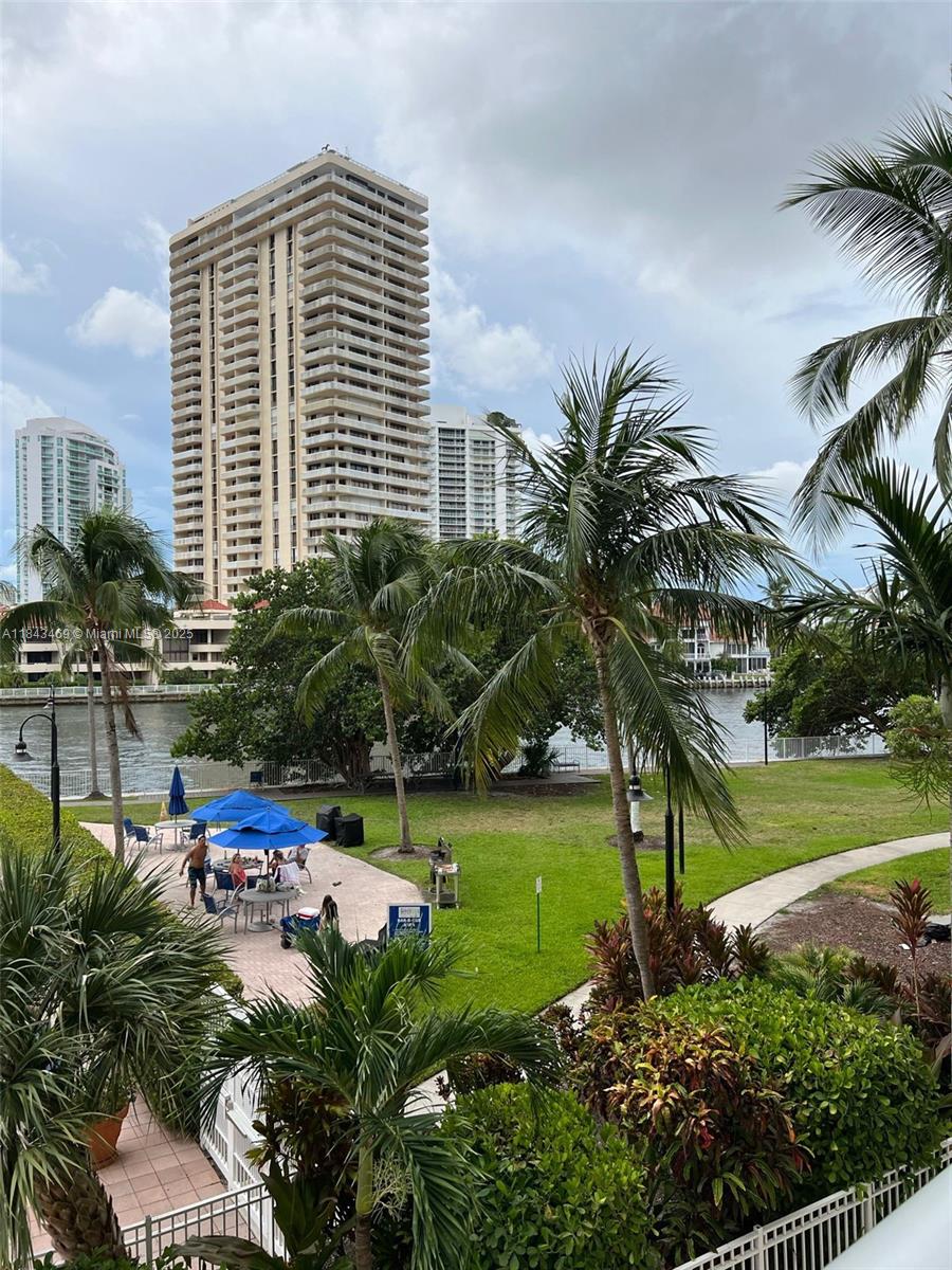 OCEANVIEW BUILDING A COND - Residential