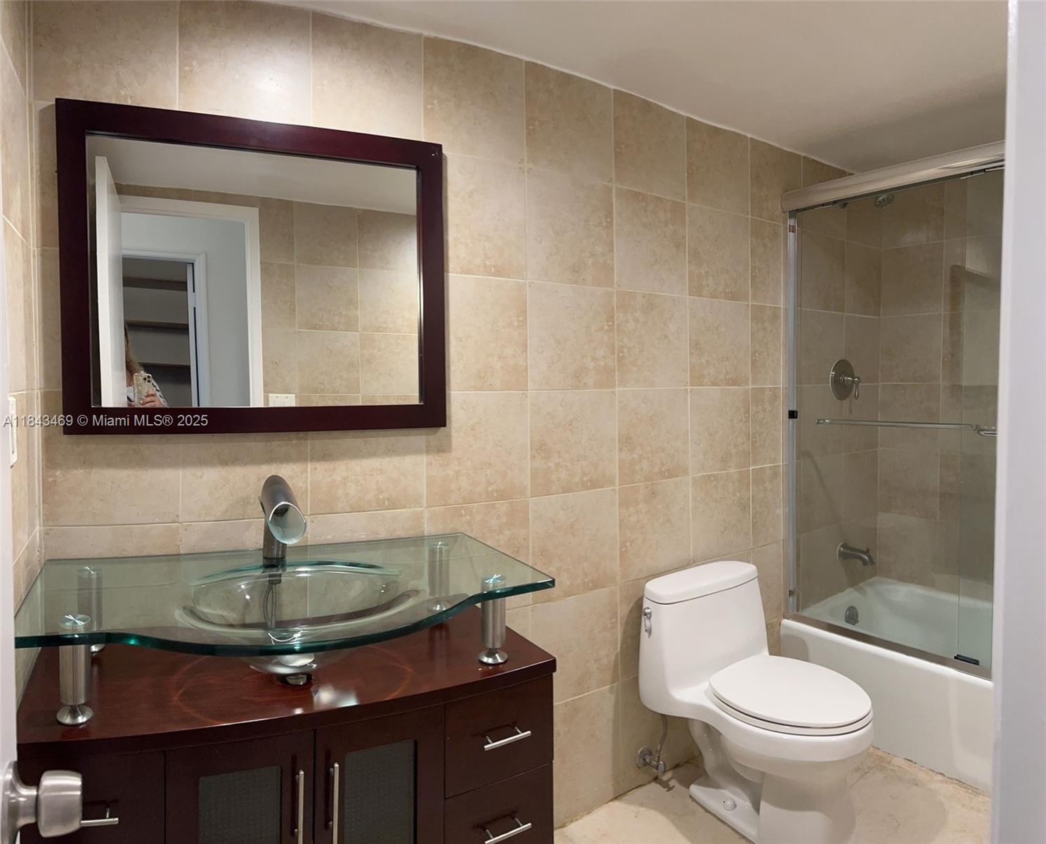 OCEANVIEW BUILDING A COND - Residential