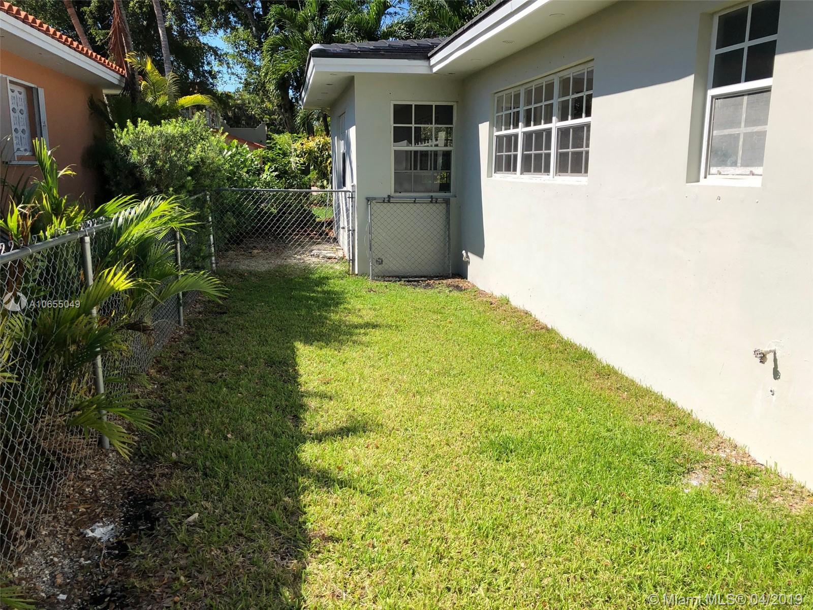 CORAL GABLES COUNTRY CLUB - Residential Lease