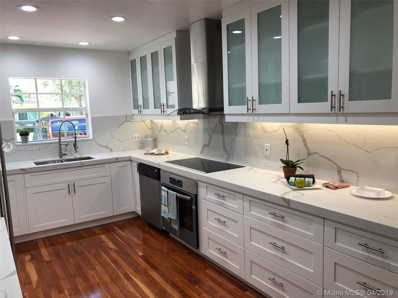 CORAL GABLES COUNTRY CLUB - Residential Lease