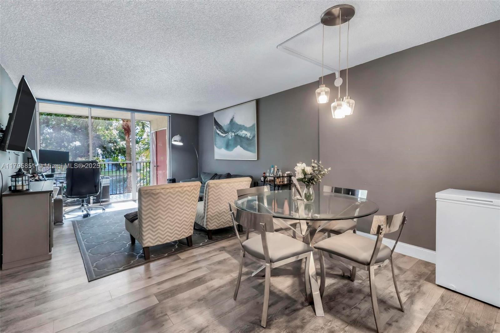 CYPRESS CHASE NORTH NO 2 - Residential