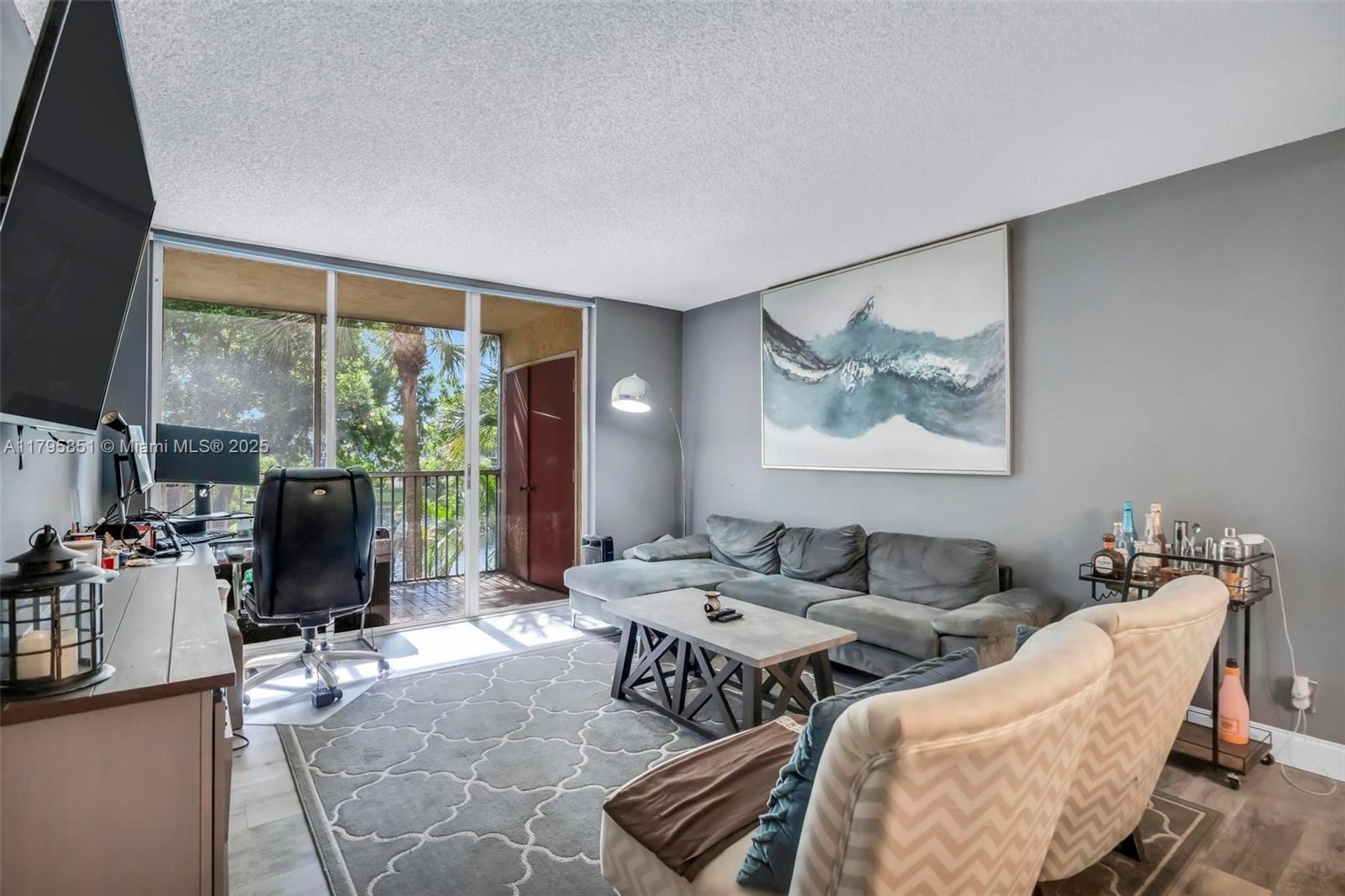 CYPRESS CHASE NORTH NO 2 - Residential